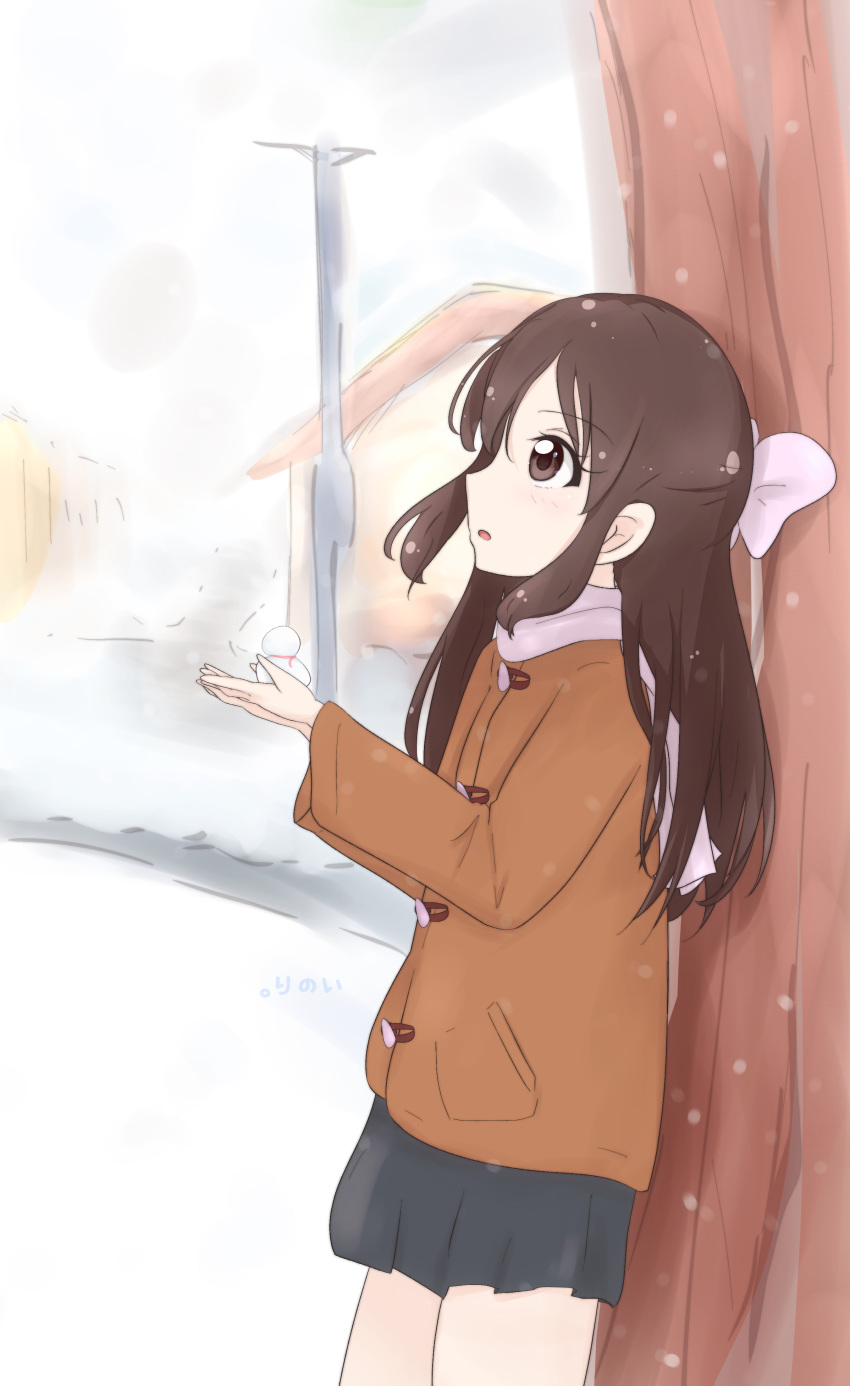 1girl :o artist_name artist_signature black_skirt blush bow brown_eyes brown_hair brown_jacket day eyebrows_visible_through_hair from_side hair_bow highres idolmaster idolmaster_cinderella_girls jacket loli long_hair long_sleeves outdoors pink_bow pink_ribbon pink_scarf ribbon rinoi scarf signature skirt snow snowman solo standing tachibana_arisu tree