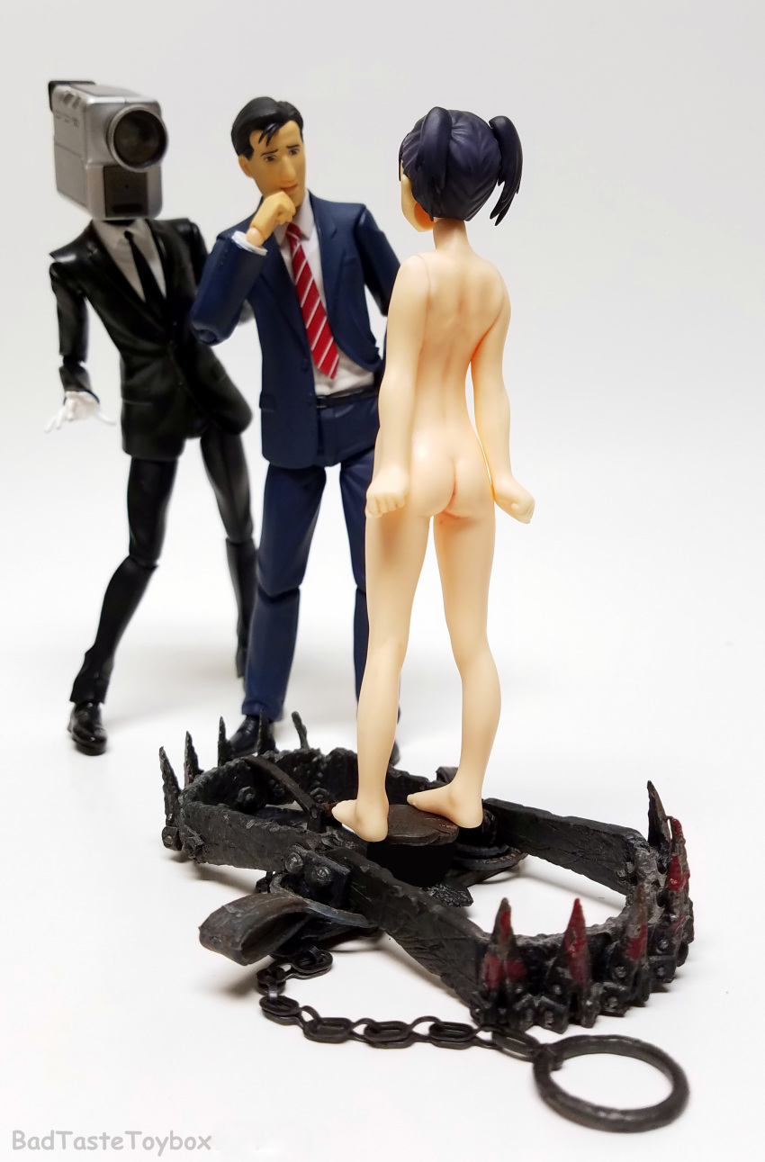 1female 1girl 2males ass badtastetoybox bear_trap black_hair camera camera_man filming formal gloves goro_inogashira hesitant hesitation kobayakawa_rinko nude nude_female object_head photo pigtails simpleback_background suit toy_photography trap white_background white_gloves