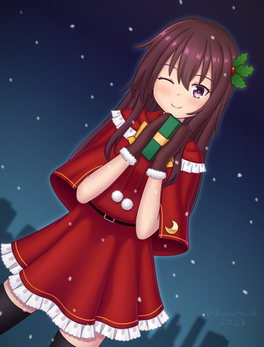 1girl alternate_costume black_gloves black_thighhighs box brown_hair capelet christmas cowboy_shot dress fur-trimmed_gloves fur_trim gift gloves hair_ornament highres holly_hair_ornament kantai_collection kisaragi_(kancolle) konato_k long_hair looking_at_viewer night one_eye_closed purple_eyes red_capelet red_dress smile snow solo thighhighs