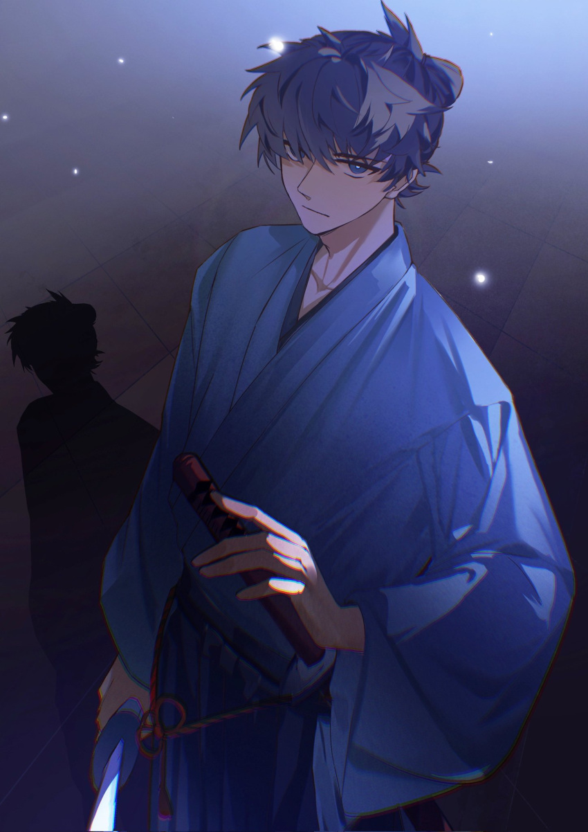 1boy black_hair black_hakama blue_eyes blue_kimono dark fate/samurai_remnant fate_(series) hair_over_one_eye hakama highres holding holding_sword holding_weapon japanese_clothes jiang_(bolidididi) katana kimono miyamoto_iori_(fate) sheath sheathed solo sword topknot unsheathed weapon