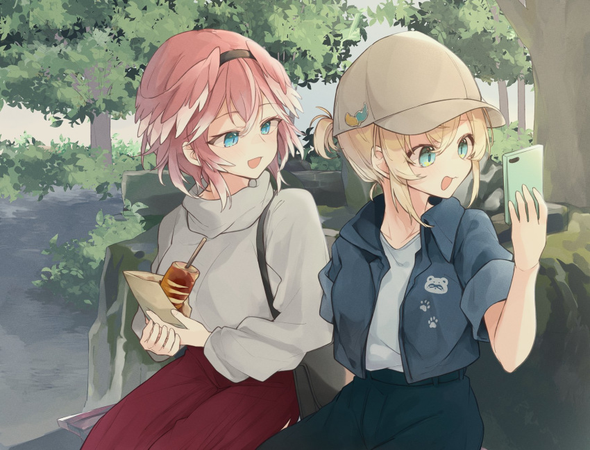 2girls :d bag baseball_cap bench black_pants blonde_hair blue_eyes blue_jacket cellphone food green_eyes hair_wings handbag hat highres holding holding_food holding_phone hololive jacket kazama_iroha looking_at_phone looking_to_the_side medium_hair multiple_girls on_bench open_mouth outdoors pants park park_bench phone pink_hair pokobee red_skirt safai shirt short_hair short_ponytail sitting skirt smartphone smile takane_lui tree turtleneck turtleneck_shirt virtual_youtuber white_shirt