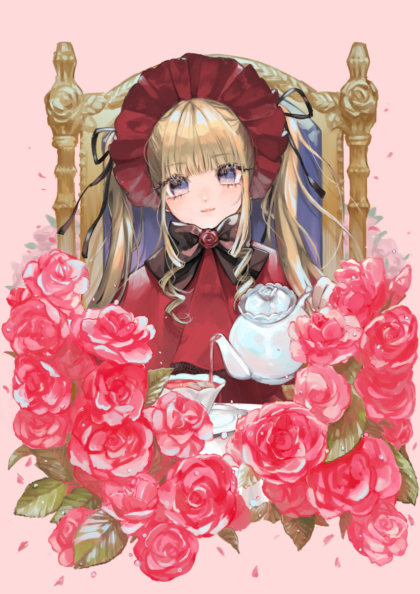 1girl 58_(scbaby) black_bow black_bowtie blonde_hair blue_eyes blunt_bangs bonnet bow bowtie capelet closed_mouth commentary cup drill_hair drill_sidelocks flower flower_brooch highres holding holding_teapot lolita_fashion long_hair looking_at_viewer medium_bangs pink_background pink_flower pink_rose red_capelet red_hat rose rozen_maiden saucer shinku sidelocks smile solo symbol-only_commentary tea teacup teapot throne twintails upper_body