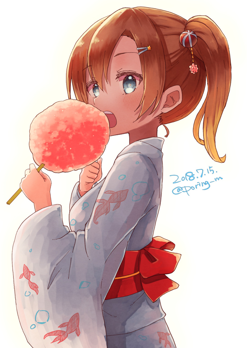 alternate_hairstyle animal_print bangs blue_eyes brown_hair cotton_candy cowboy_shot dated eating eyebrows_visible_through_hair fish_print food from_side hair_between_eyes hair_ornament hair_up hairclip highres holding holding_food japanese_clothes kimono kousaka_honoka looking_at_viewer looking_to_the_side love_live! love_live!_school_idol_project miyamae_porin open_mouth orange_hair side_ponytail solo twitter_username white_background wide_sleeves yukata