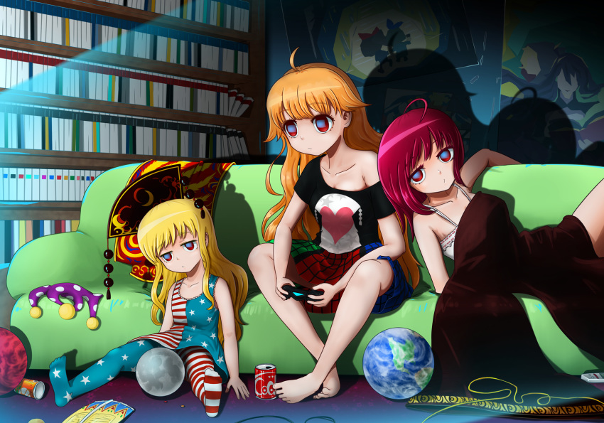 adapted_costume alternate_costume alternate_headwear american_flag_dress american_flag_legwear barefoot blonde_hair book bookshelf breasts can chips cleavage clownpiece contemporary controller couch crumbs dark_room earth_(ornament) food game_console game_controller hecatia_lapislazuli highres junko_(touhou) long_hair moon_(ornament) multiple_girls no_headwear off-shoulder_shirt off_shoulder okema on_couch pantyhose playing_games playstation_4 playstation_controller poster_(object) red_eyes red_hair shadow shirt soda_can touhou yomawari:_midnight_shadows