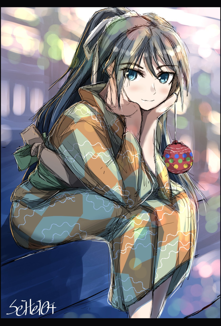 alternate_costume black_hair blue_eyes blush chin_rest closed_mouth commentary_request eyebrows_visible_through_hair hair_between_eyes hair_ribbon highres japanese_clothes kantai_collection katsuragi_(kantai_collection) kimono long_hair long_sleeves looking_at_viewer obi ponytail ribbon sash seitei_(04seitei) sitting smile solo water_yoyo white_ribbon yukata