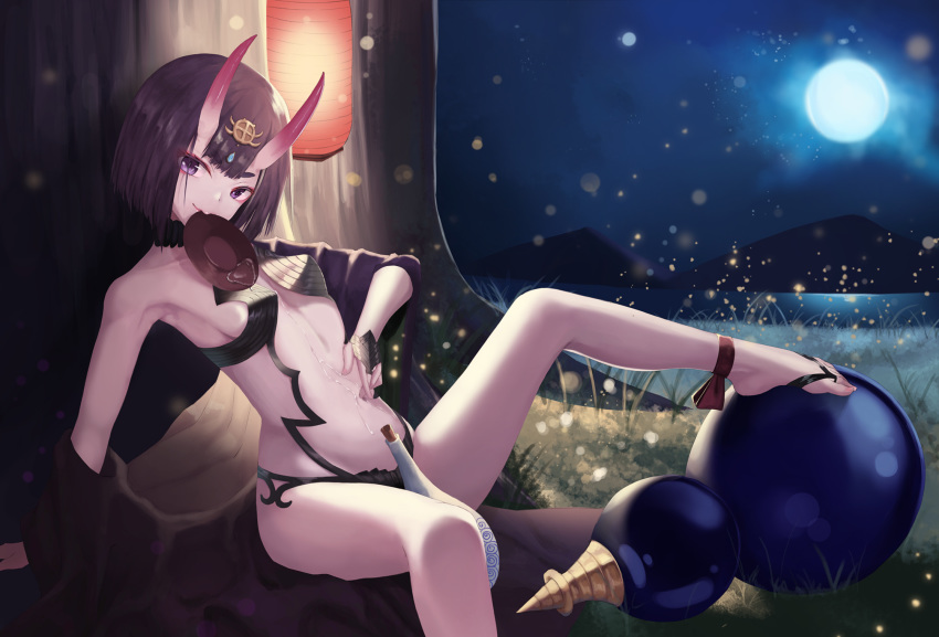 against_tree alcohol ankle_ribbon arm_support armpits bare_legs bare_shoulders barefoot barefoot_sandals black_choker breasts choker commentary_request cup eyebrows_visible_through_hair eyeshadow fate/grand_order fate_(series) fireflies from_side full_moon gourd grass highres japanese_clothes kimono lantern leg_up long_sleeves looking_at_viewer looking_to_the_side makeup moon mountainous_horizon mouth_hold navel nekobell off_shoulder on_grass on_ground oni_horns open_clothes open_kimono pink_lips purple_eyes purple_hair red_ribbon revealing_clothes ribbon sakazuki sake short_hair shuten_douji_(fate/grand_order) sideboob sitting small_breasts smile solo stomach thick_eyebrows tree v-shaped_eyebrows wet