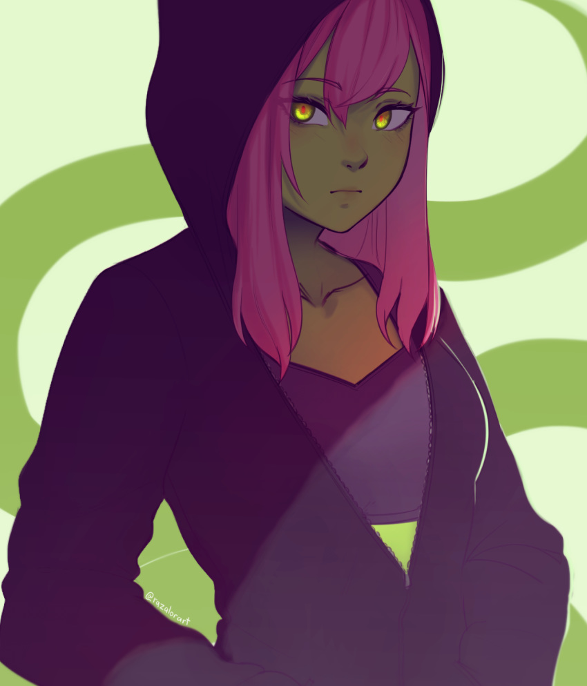 alisa_(razalor) black_hoodie collarbone eyebrows_visible_through_hair eyes_visible_through_hair green_eyes green_skin hair_between_eyes hands_in_pockets highres hood hood_up hoodie long_hair looking_at_viewer multicolored multicolored_eyes original partially_unzipped pink_hair razalor red_eyes shadow solo sports_bra twitter_username upper_body