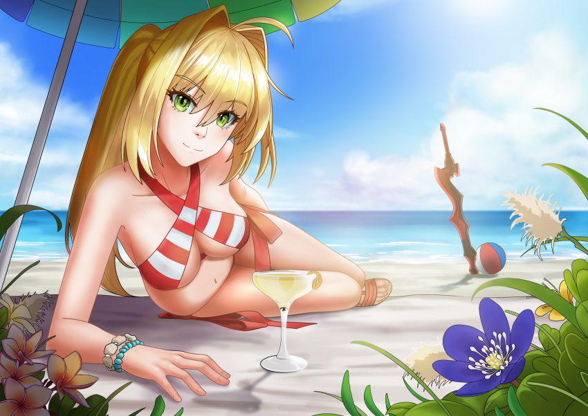 aestus_estus ahoge arm_support ball beach beach_umbrella beachball bikini blonde_hair blue_sky breasts cleavage cloud collarbone day eyebrows_visible_through_hair fate/grand_order fate_(series) flower_request green_eyes hair_between_eyes hair_intakes highres long_hair matoi92 medium_breasts navel nero_claudius_(fate)_(all) nero_claudius_(swimsuit_caster)_(fate) one_eye_closed planted_sword planted_weapon sandals sky smile swimsuit sword tropical_drink umbrella weapon