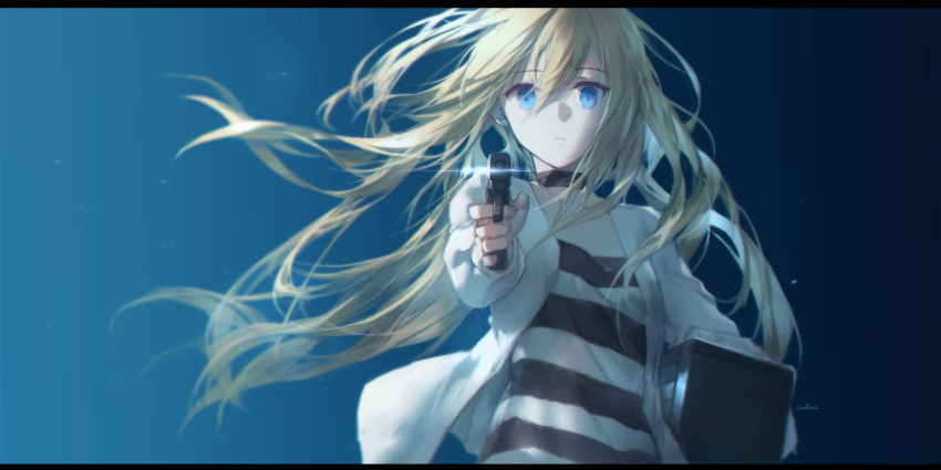bangs black_choker blonde_hair blue_eyes carrying_under_arm choker collarbone commentary_request eyebrows_visible_through_hair gun hair_between_eyes handgun highres holding holding_gun holding_weapon jacket letterboxed long_hair looking_at_viewer open_clothes open_jacket outstretched_arm parted_lips rachel_gardner satsuriku_no_tenshi shirt signature solo striped striped_shirt swd3e2 upper_body very_long_hair weapon white_jacket