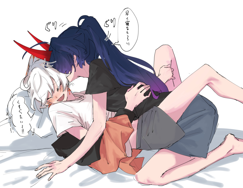 2girls barefoot between_legs black_shirt chinese_commentary closed_eyes commentary_request grey_shorts highres honkai_(series) honkai_impact_3rd horns kiana_kaslana laughing long_hair mixed-language_commentary moonsun77773 multiple_girls on_bed open_mouth pillow ponytail purple_hair raiden_mei raiden_mei_(herrscher_of_thunder) shirt short_sleeves shorts simple_background smile speech_bubble translation_request white_background white_hair white_shirt yuri