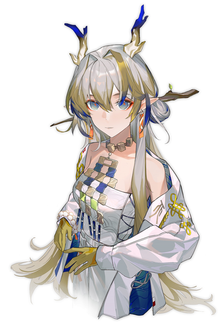 1girl arknights bare_shoulders blue_eyes breasts choker commentary grey_hair highres horns jacket jewelry long_hair long_sleeves looking_at_viewer necklace off_shoulder pointy_ears sabaku_(phez2387) shu_(arknights) simple_background small_breasts solo strapless tube_top upper_body very_long_hair white_background white_jacket