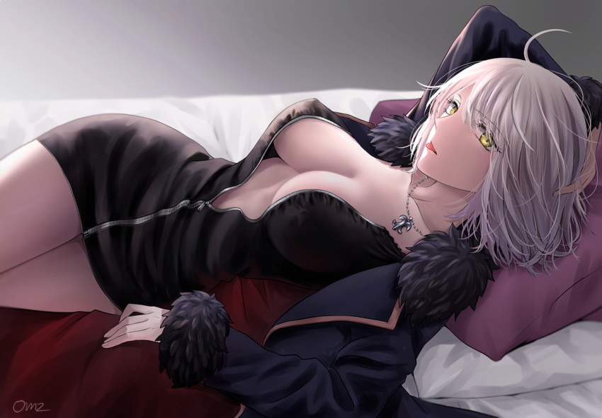 ahoge arm_behind_head bangs bed bed_sheet black_dress breasts cape cleavage commentary_request covered_nipples dress eyebrows_visible_through_hair fate/grand_order fate_(series) fur-trimmed_cape fur_collar fur_trim jeanne_d'arc_(alter)_(fate) jeanne_d'arc_(fate)_(all) jewelry large_breasts looking_at_viewer lying necklace no_bra on_back open_clothes open_dress pillow short_dress short_hair sideboob silver_hair sushimaro tongue tongue_out unzipped yellow_eyes