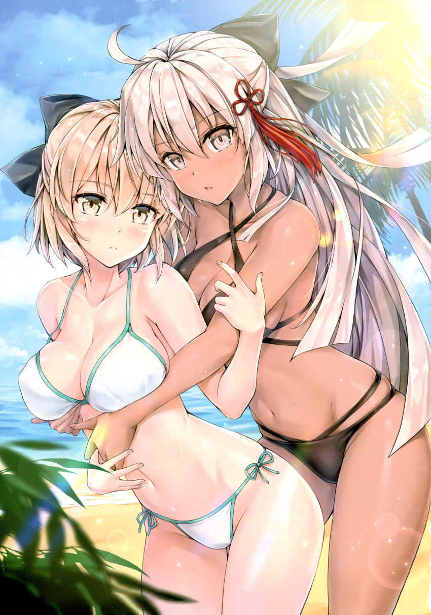 absurdres ahoge bad_id bangs bare_shoulders beach bikini black_bikini black_bow blonde_hair blue_sky blush bow breasts cleavage cloud cloudy_sky collarbone cowboy_shot dark_skin day eyebrows_visible_through_hair fate/grand_order fate_(series) fingernails grey_eyes hair_between_eyes hair_bow hair_ornament highres horizon hug hug_from_behind kotatsu_(kotatsu358) large_breasts lens_flare long_hair looking_at_viewer multiple_girls navel ocean okita_souji_(alter)_(fate) okita_souji_(fate) okita_souji_(fate)_(all) outdoors palm_leaf palm_tree parted_lips scan shiny shiny_hair shiny_skin short_hair side-tie_bikini silver_hair sky standing sunlight swimsuit tassel tree water white_bikini yellow_eyes yuri