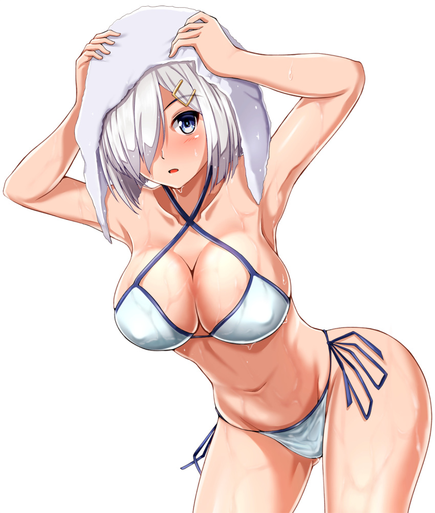 bikini blue_eyes breasts cleavage collarbone criss-cross_halter drying drying_hair hair_ornament hair_over_one_eye hairclip halterneck hamakaze_(kantai_collection) highres kantai_collection large_breasts leaning_forward looking_at_viewer short_hair side-tie_bottom silver_hair simple_background skindentation solo swimsuit upper_body wet white_background white_bikini zanntetu