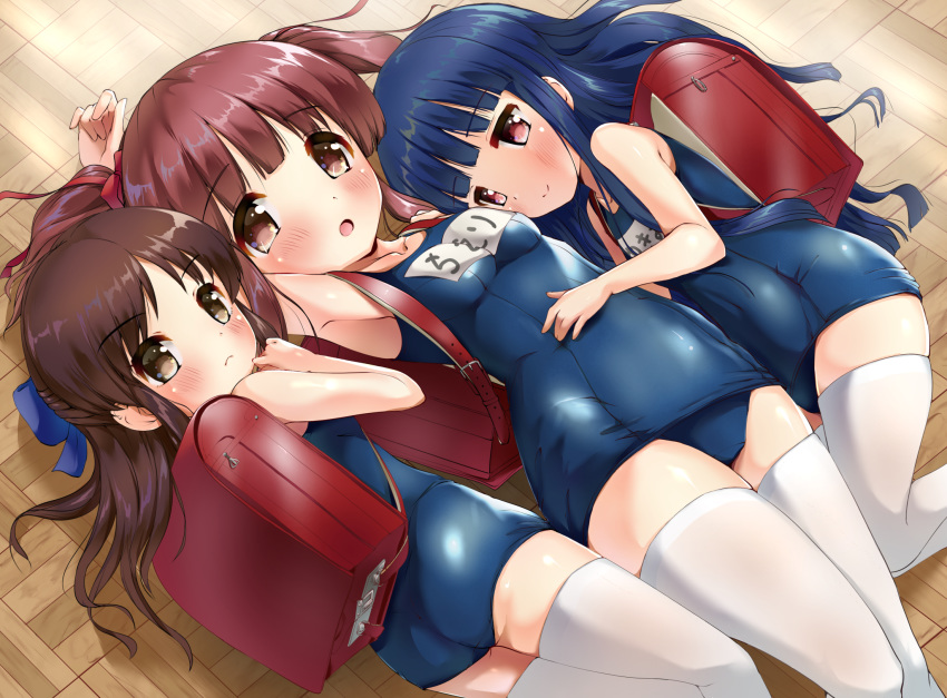 &gt;:( :o arm_up backpack bag bangs bare_arms bare_shoulders blue_bow blue_hair blue_swimsuit blunt_bangs blush bow breasts brown_eyes brown_hair closed_mouth collarbone commentary_request covered_navel eyebrows_visible_through_hair flat_chest frown girl_sandwich hair_bow half_updo highres idolmaster idolmaster_cinderella_girls kuroba_aki long_hair looking_at_viewer looking_to_the_side lying medium_breasts multiple_girls name_tag ogata_chieri old_school_swimsuit on_back on_floor on_side one-piece_swimsuit parted_bangs parted_lips randoseru red_eyes sajou_yukimi sandwiched school_swimsuit smile swimsuit tachibana_arisu thighhighs twintails very_long_hair white_legwear