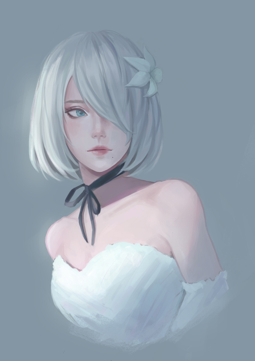 bare_shoulders black_ribbon blue_eyes choker commentary dress english_commentary flower grey_background grey_hair hair_flower hair_ornament hair_over_one_eye highres lips looking_to_the_side mole mole_under_mouth nier_(series) nier_automata no_blindfold nose photo-referenced portrait ribbon ribbon_choker shiro-hane short_hair simple_background solo strapless strapless_dress upper_body yorha_no._2_type_b