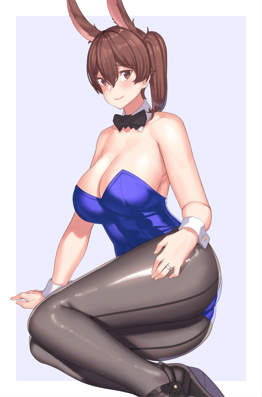 1girl animal_ears arm_support ass back-seamed_legwear black_legwear blue_leotard bow bowtie breasts brown_eyes brown_hair bunny_ears bunnysuit cleavage detached_collar franham hair_between_eyes highres jewelry kaga_(kantai_collection) kantai_collection large_breasts lavender_background leotard looking_at_viewer lying on_side pantyhose ring seamed_legwear side_ponytail simple_background solo strapless strapless_leotard wedding_band wrist_cuffs