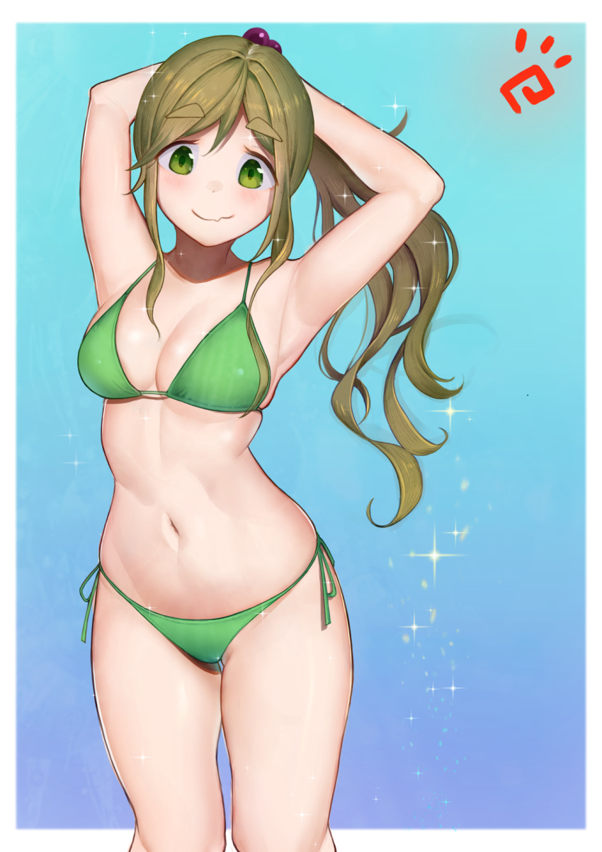 1girl armpits arms_up bangs bikini blue_background blush breasts brown_hair eyebrows_visible_through_hair fang gatchan green_bikini green_eyes hair_bobbles hair_ornament highres inuyama_aoi large_breasts long_hair looking_at_viewer navel side-tie_bikini side_ponytail simple_background skin_fang skindentation smile standing stomach swimsuit thick_eyebrows yurucamp