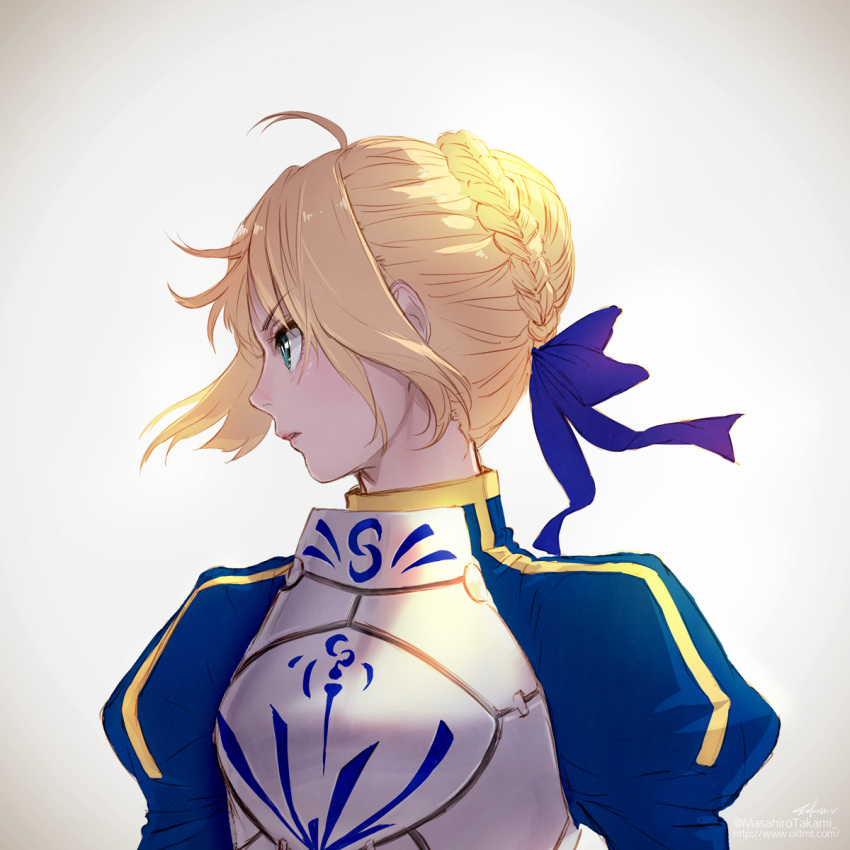 1girl ahoge aqua_eyes armor artist_name artoria_pendragon_(all) blonde_hair blue_ribbon braid breasts commentary_request crown_braid eyebrows_visible_through_hair fate/stay_night fate_(series) gradient gradient_background hair_ribbon highres juliet_sleeves long_sleeves parted_lips profile puffy_sleeves ribbon saber serious short_hair signature simple_background solo takami_masahiro v-shaped_eyebrows watermark web_address