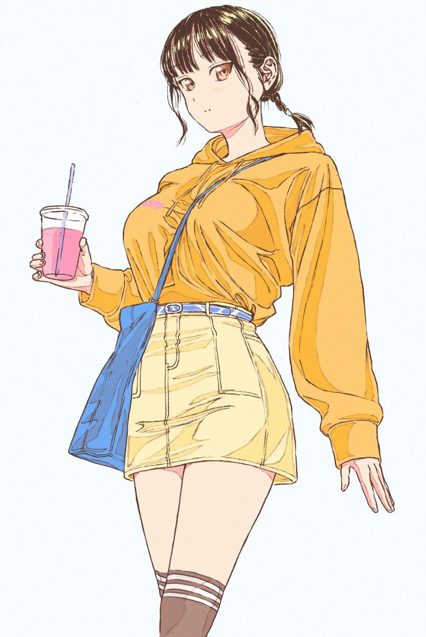 1girl bag bangs belt between_breasts black_hair blue_bag breasts brown_eyes brown_legwear cowboy_shot cup dende_(dndn222) drawstring drink drinking_straw highres holding holding_cup hood hood_down long_sleeves looking_at_viewer orange_shirt original ponytail shirt shoulder_bag simple_background skirt smile solo strap_between_breasts white_background yellow_skirt