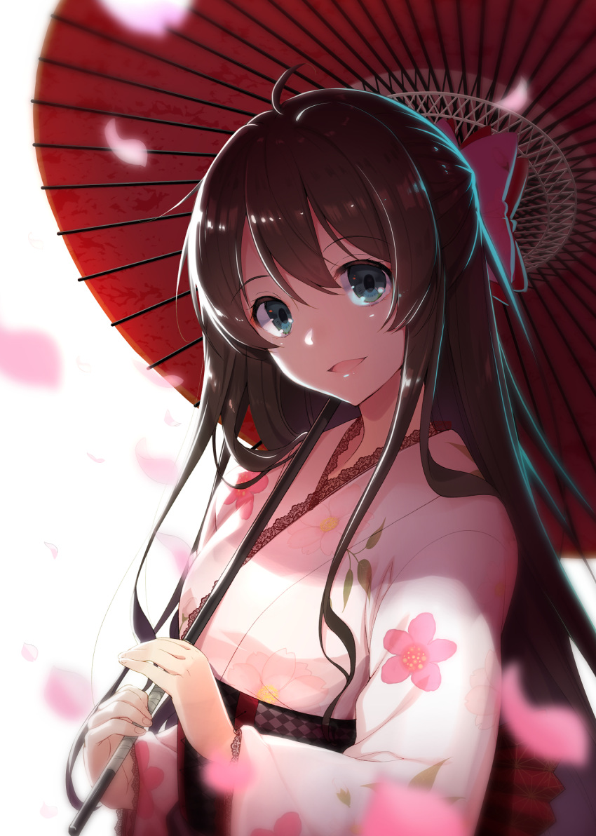 1girl :d akahito bangs blue_eyes blurry_foreground blush breasts brown_hair eyebrows_visible_through_hair floral_print green_eyes hair_ribbon head_tilt highres holding holding_umbrella japanese_clothes kimono lace lace-trimmed_kimono long_hair looking_at_viewer medium_breasts obi open_mouth oriental_umbrella petals pink_kimono ribbon sash sidelocks smile solo tamasaka_makoto tokyo_7th_sisters umbrella upper_body very_long_hair