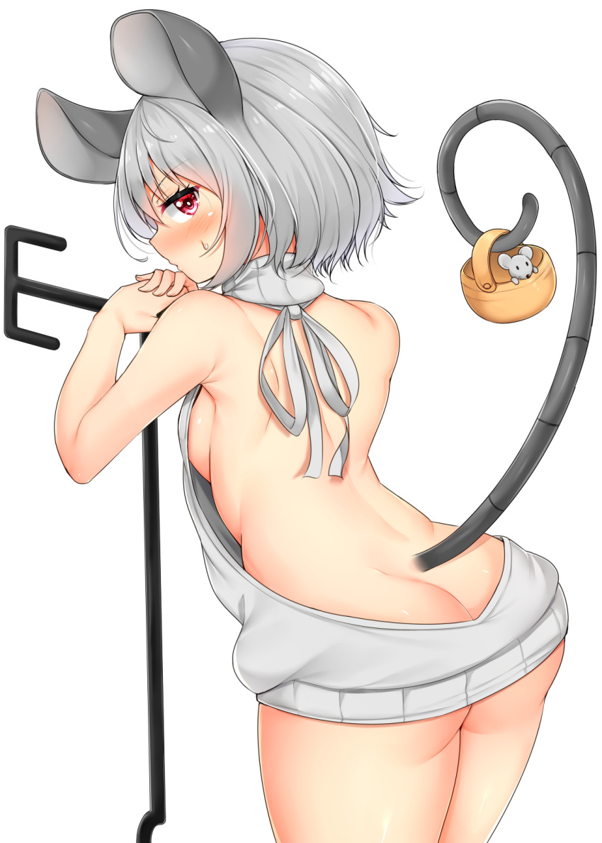 1girl animal_ears ass backless_outfit bangs bare_arms bare_shoulders basket breasts butt_crack commentary_request cowboy_shot dowsing_rod eyebrows_visible_through_hair from_behind grey_hair grey_sweater highres holding holding_basket looking_at_viewer looking_back meme_attire mouse mouse_ears mouse_tail nazrin planted profile red_eyes short_hair simple_background small_breasts solo standing sweat sweater tail tail_hold thighs tokoya_(ex-hetare) touhou virgin_killer_sweater white_background