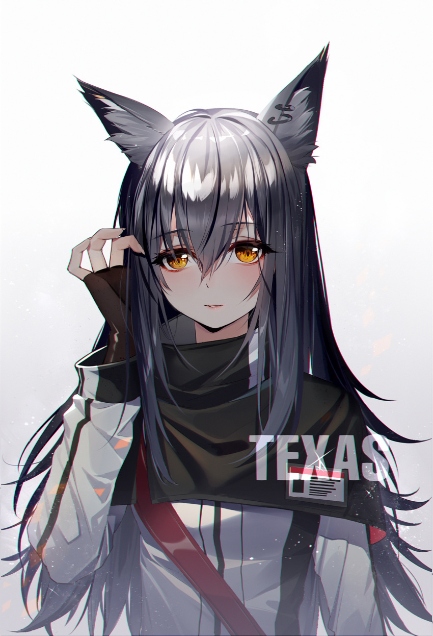 1girl animal_ear_fluff animal_ears arknights bangs baocaizi black_capelet black_gloves black_hair brown_eyes capelet character_name ear_piercing eyebrows_visible_through_hair fingerless_gloves fingernails gloves gradient gradient_background gradient_hair grey_background hair_between_eyes hand_up highres jacket long_hair looking_at_viewer multicolored_hair parted_lips piercing silver_hair solo texas_(arknights) very_long_hair white_background white_jacket