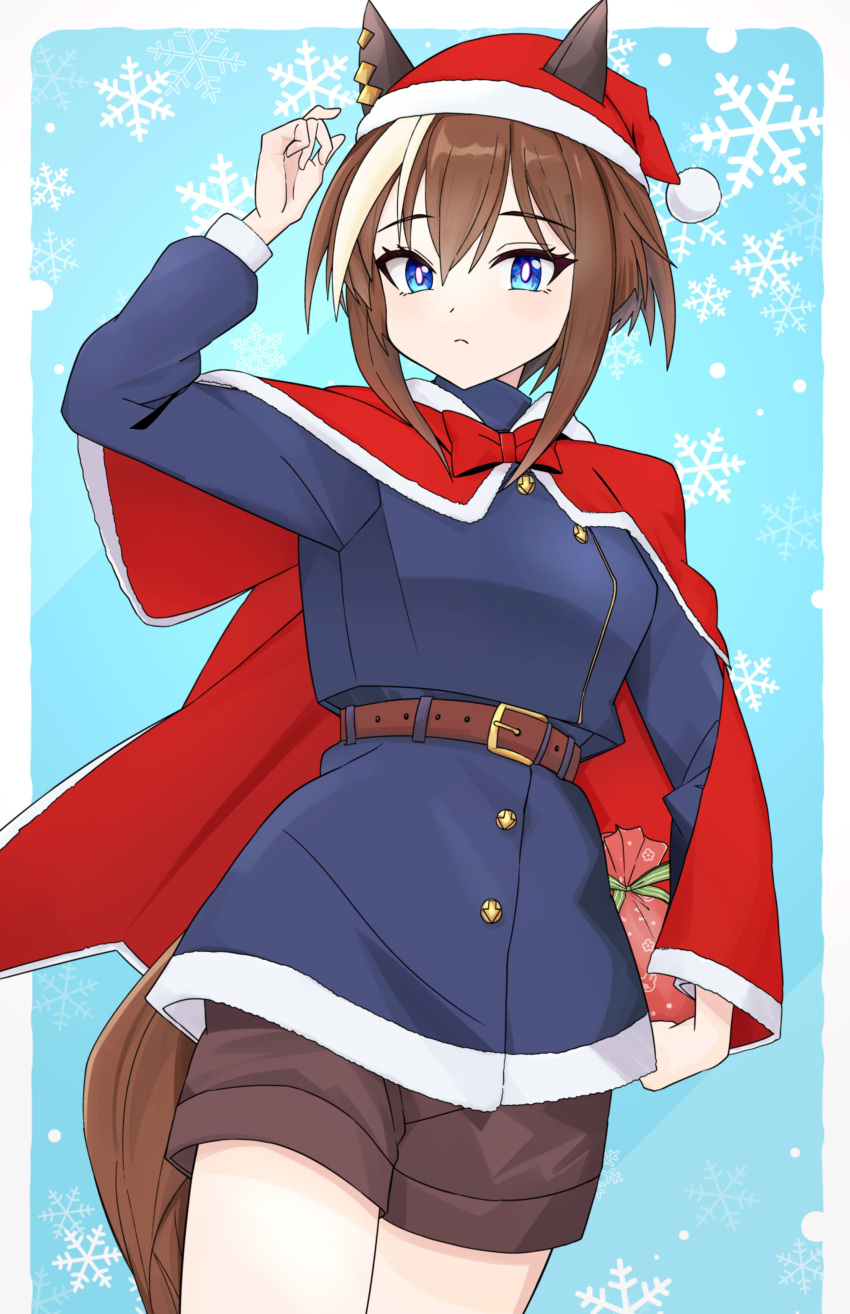 1girl absurdres alternate_headwear animal_ears belt black_shorts blue_background blue_eyes blue_jacket bright_pupils brown_belt brown_hair cape capelet cheval_grand_(umamusume) christmas closed_mouth commentary cowboy_shot ear_piercing fur-trimmed_cape fur-trimmed_jacket fur_trim gift hat highres holding holding_gift horse_ears horse_girl horse_tail jacket light_frown long_sleeves looking_at_viewer multicolored_hair piercing red_capelet red_headwear santa_hat short_hair short_shorts shorts snowflakes solo streaked_hair tail takusijun77 umamusume white_hair white_pupils