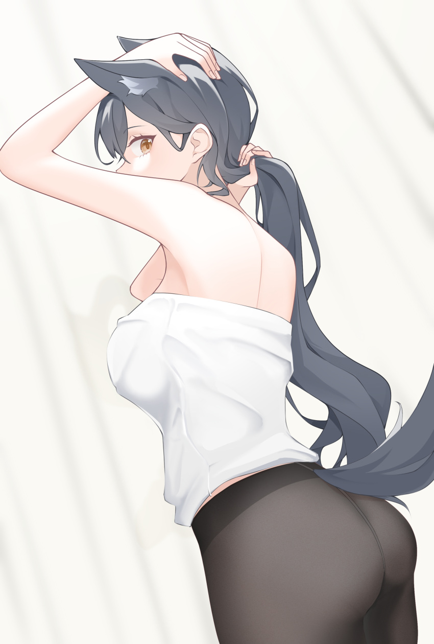1girl absurdres animal_ears arknights arm_up ass black_hair black_pantyhose breasts cowboy_shot extra_ears highres holding holding_hair long_hair looking_at_viewer medium_breasts pantyhose sideways_glance solo tail texas_(arknights) towel very_long_hair wl217_(nicexa111) wolf_ears wolf_girl wolf_tail