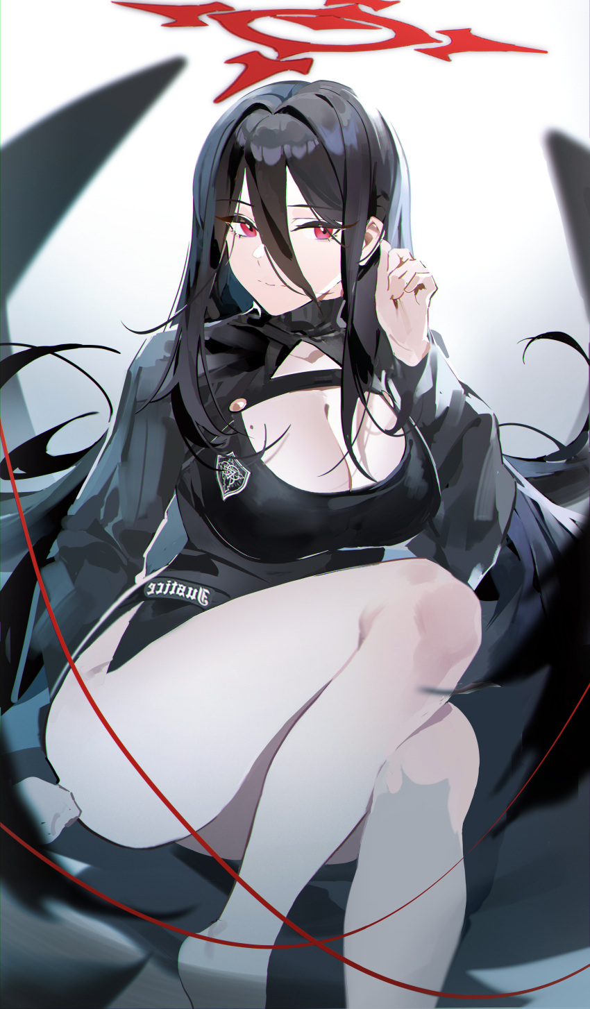 1girl absurdres barefoot black_dress black_hair black_wings blue_archive breasts cleavage closed_mouth commentary_request dress foot_out_of_frame hair_between_eyes halo hand_up hasumi_(blue_archive) highres knee_up legs long_hair long_sleeves mole mole_on_breast red_eyes red_halo solo ukulu very_long_hair wings