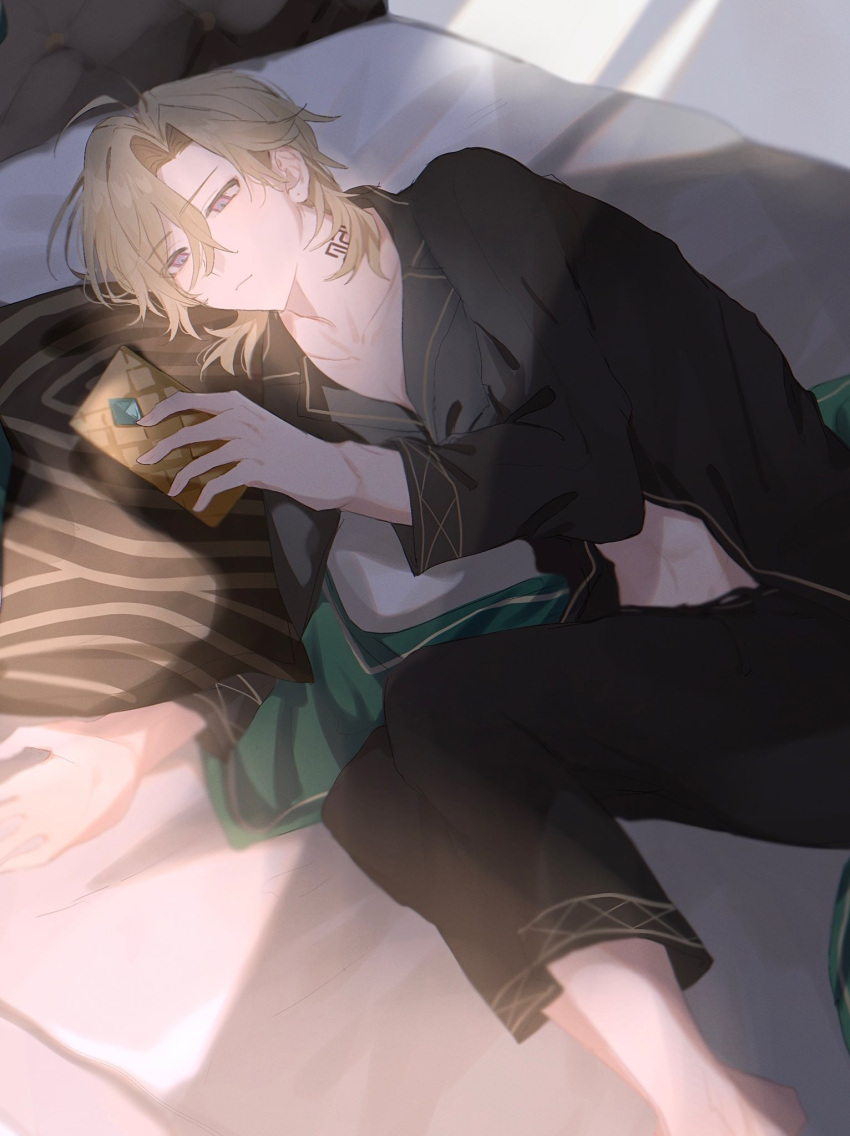 1boy aventurine_(honkai:_star_rail) bed bed_sheet black_pajamas blonde_hair cellphone hair_between_eyes highres holding holding_phone honkai:_star_rail honkai_(series) long_sleeves looking_at_phone male_focus midriff_peek multicolored_eyes neck_tattoo official_alternate_costume on_bed pajamas phone pillow short_hair smartphone solo taru_(tofu_ta) tattoo