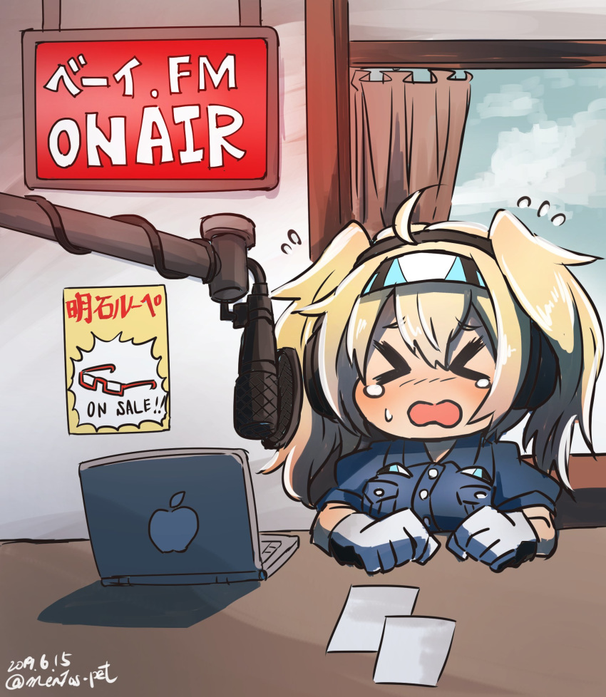 &gt;_&lt; 1girl aoba_(akibajun) apple_inc. blonde_hair blue_eyes blue_shirt blue_sky breast_pocket breasts cloud collared_shirt commentary_request computer dated gambier_bay_(kantai_collection) gloves hairband highres indoors kantai_collection laptop large_breasts macintosh microphone multicolored multicolored_clothes multicolored_gloves open_mouth pocket shirt sign sky solo table tearing_up twintails twitter_username upper_body window