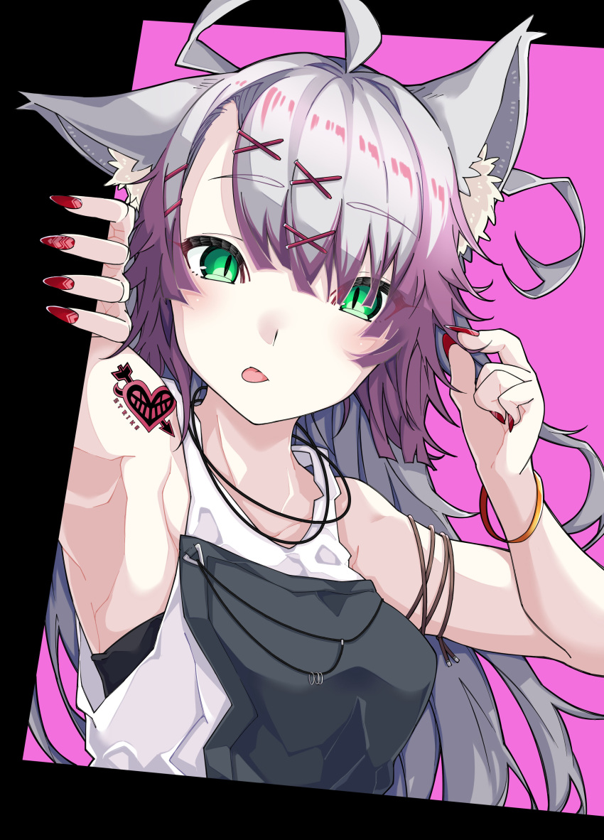 1girl absurdres ahoge animal_ear_fluff animal_ears armpits atalanta_(alter)_(fate) atalanta_(fate) bangs bare_shoulders breasts cat_ears commentary_request eyebrows_visible_through_hair fate/grand_order fate_(series) fingernails gradient_hair green_eyes grey_hair hair_between_eyes hair_ornament hairclip hands_up head_tilt highres kirishina_(raindrop-050928) medium_breasts multicolored_hair nail_polish pink_background purple_hair red_nails slit_pupils solo tank_top upper_body white_tank_top x_hair_ornament