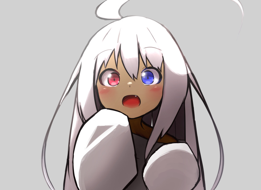 1girl :o absurdres ahoge bangs blue_eyes blush commentary_request eyebrows_visible_through_hair fang grey_background hair_between_eyes hands_up heterochromia highres idaten93 long_hair long_sleeves looking_at_viewer open_mouth original oversized_clothes oversized_shirt red_eyes ruua_(idaten93) shirt simple_background sleeves_past_fingers sleeves_past_wrists solo upper_body very_long_hair white_hair white_shirt