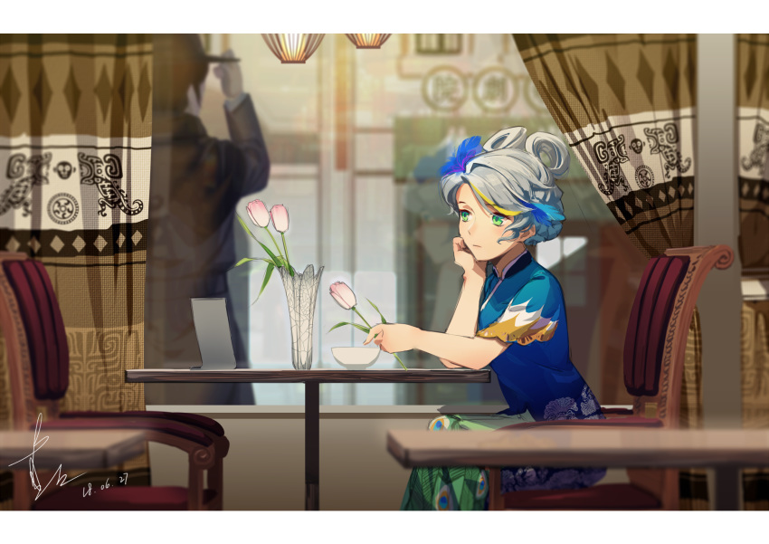 1boy 1girl chair china_dress chinese_clothes dated dress elbows_on_table feather_print feathers flower green_eyes hair_feathers hair_rings highres indoors long_hair luo_tianyi multicolored_hair peacock_feathers reflection sitting solo_focus streaked_hair vase vocaloid window zhili_xingzou