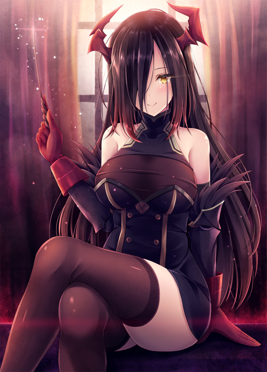 1girl akashio_(loli_ace) arm_support azur_lane bangs bare_shoulders baton_(instrument) black_dress black_hair blush breasts brown_legwear c: commentary_request crossed_legs curtains detached_sleeves dress friedrich_der_grosse_(azur_lane) gloves hair_over_one_eye hand_up highres holding horns large_breasts long_hair long_sleeves looking_at_viewer red_gloves sitting smile solo taut_clothes taut_dress thighhighs thighs very_long_hair window yellow_eyes