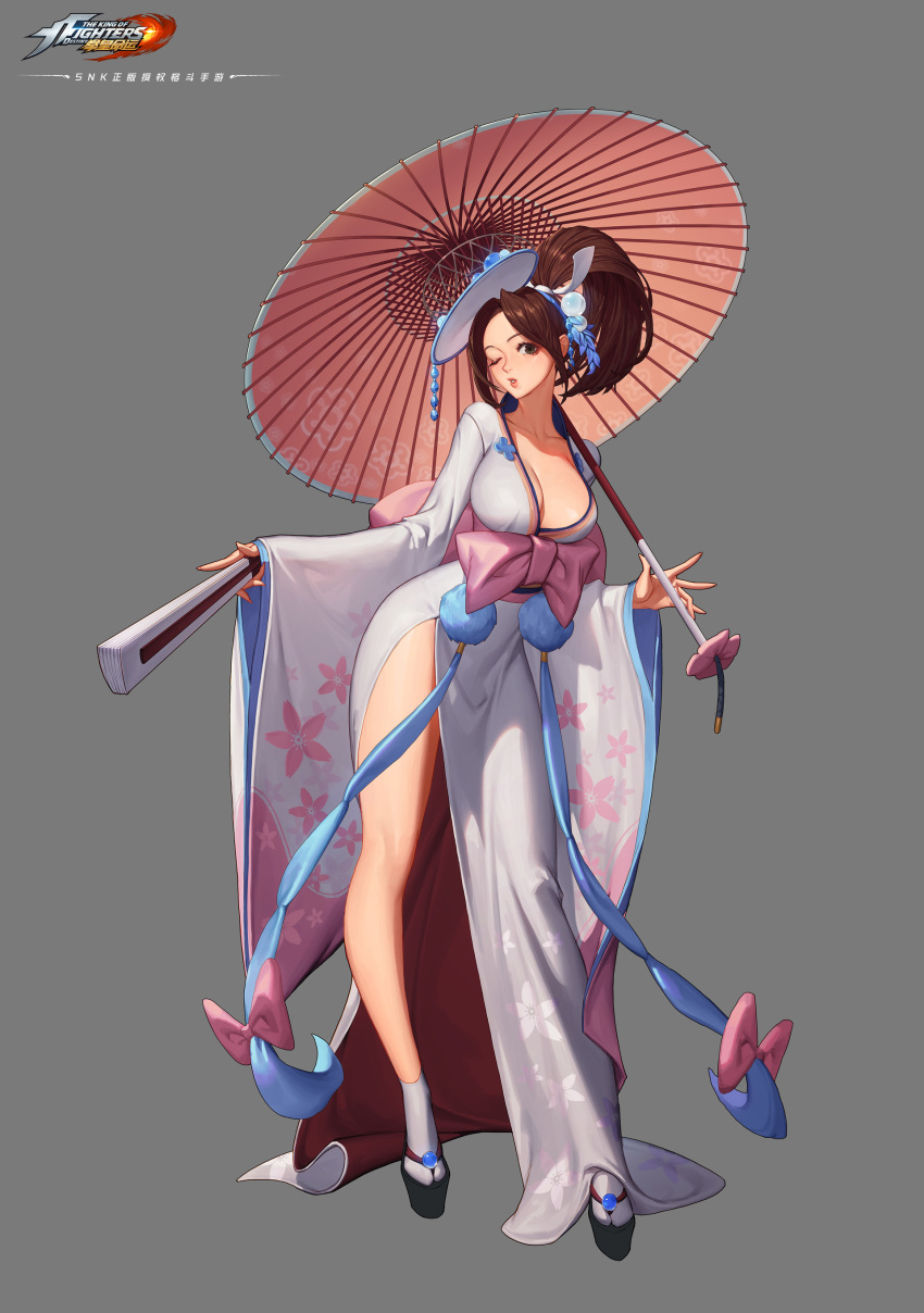 1girl absurdres alternate_costume bow breasts brown_eyes brown_hair cleavage closed_fan fan folding_fan full_body geisha grey_background hair_ornament hair_tie high_heels high_ponytail highres japanese_clothes kimono large_breasts looking_at_viewer mulin obi one_eye_closed oriental_umbrella parted_lips pink_bow ponytail sash shiranui_mai side_slit snk standing the_king_of_fighters thighs umbrella white_legwear wide_sleeves