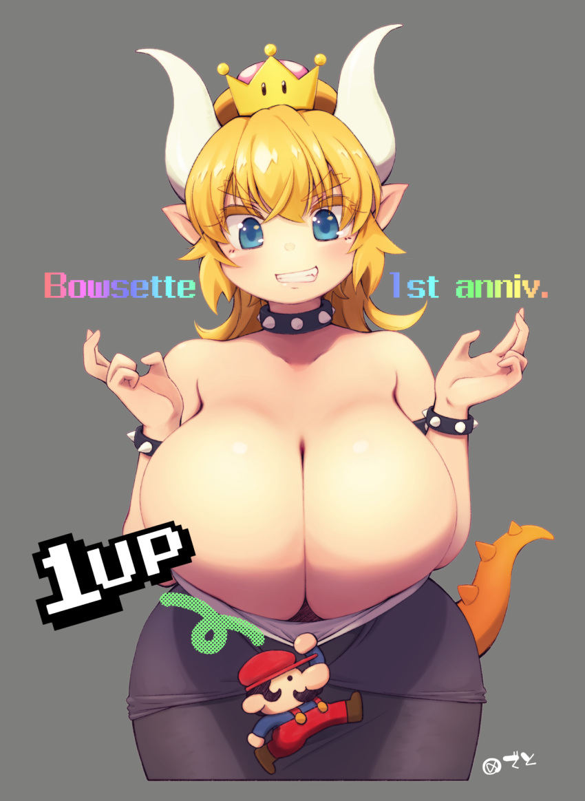 1boy 1up bare_shoulders blonde_hair blue_eyes bowsette bracelet breasts cleavage clenched_teeth collar collarbone crown deto eyebrows_visible_through_hair grey_background highres horns huge_breasts jewelry lizard_tail looking_down mario mario_(series) new_super_mario_bros._u_deluxe pointy_ears ponytail sharp_teeth short_hair simple_background smile spiked_armlet spiked_bracelet spiked_collar spikes tail teeth thick_eyebrows