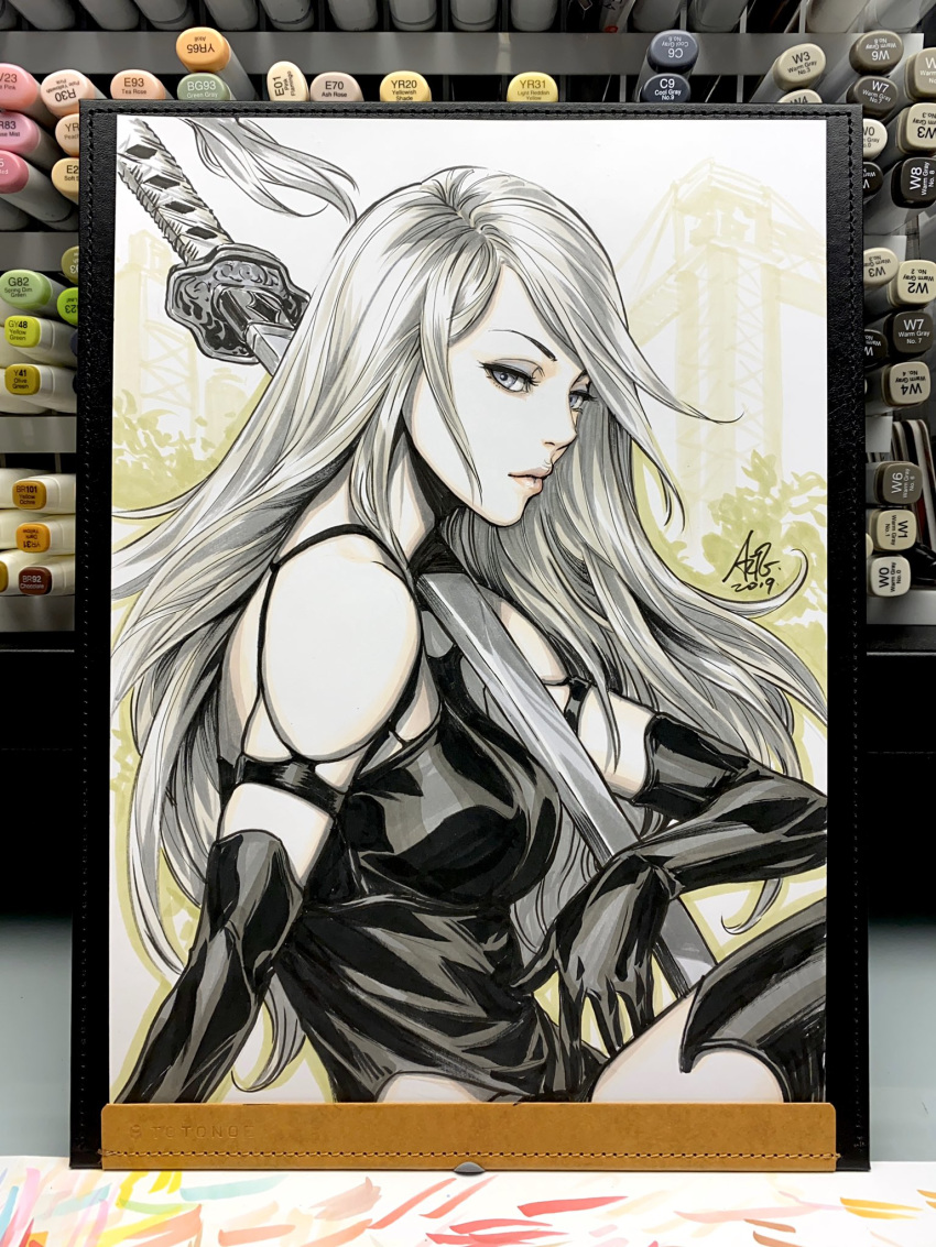 1girl android armlet black_gloves black_shorts english_commentary gloves grey_eyes highres long_hair looking_at_viewer marker_(medium) nier_(series) nier_automata over_shoulder patterned_clothing pink_lips robot_joints shorts silver_hair sitting stanley_lau sword sword_over_shoulder tank_top traditional_media weapon weapon_over_shoulder yorha_type_a_no._2