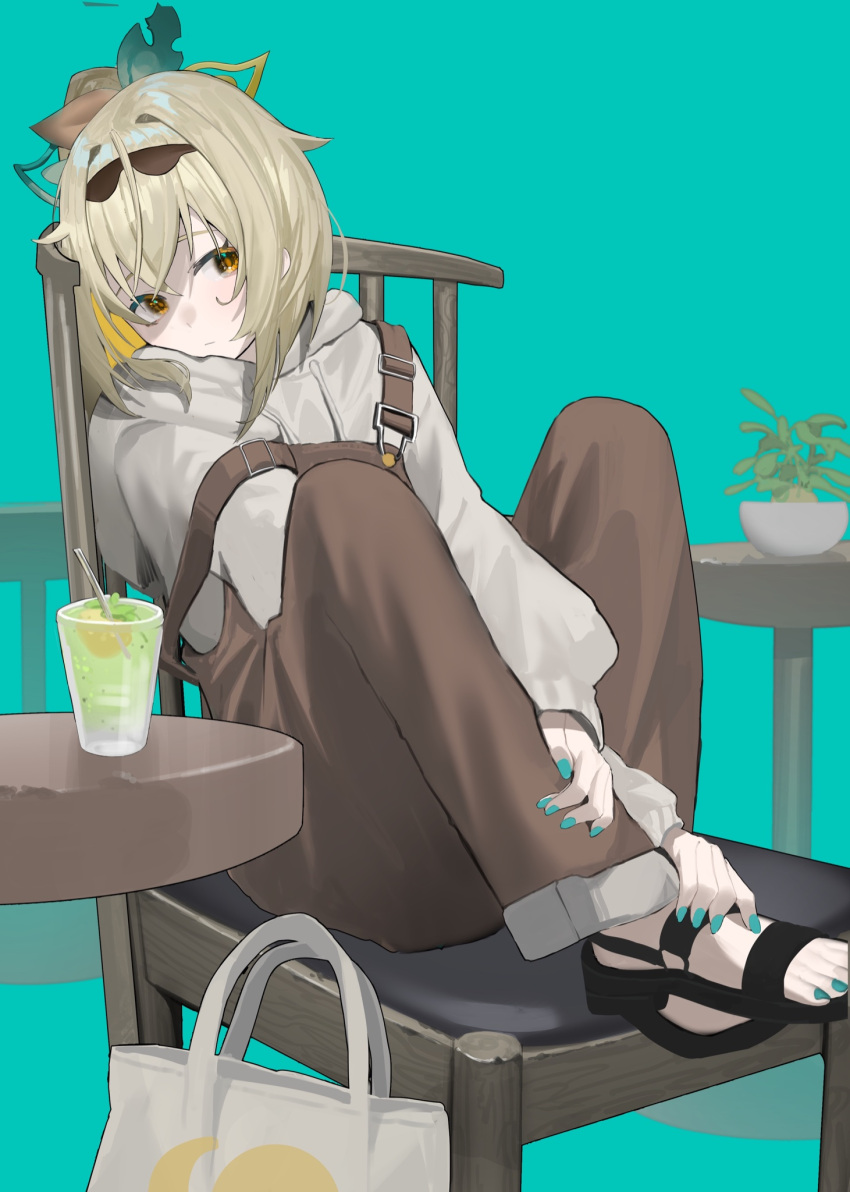 1girl 38_(sanjuuhachi) alternate_costume bag black_footwear blonde_hair blue_nails brown_overalls closed_mouth cup drinking_glass drinking_straw hair_intakes highres holding_own_leg hololive kazama_iroha knees_up nail_polish on_chair overalls ponytail sitting solo suspenders sweater table virtual_youtuber yellow_eyes