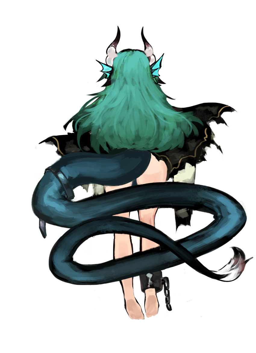 1girl absurdres ass barefoot black_capelet capelet chain chinese_commentary commentary_request cuffs dragon_girl fins fur-tipped_tail green_hair head_fins highres horns long_hair long_sleeves no_pants original robe shackles solo sora_sakura tail_belt very_long_tail white_background