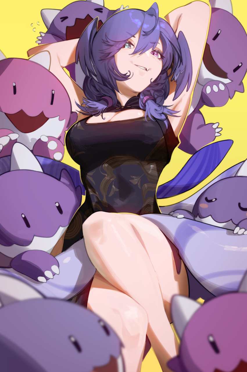 1girl ahoge armpits arms_behind_head black_dress blue_eyes breasts china_dress chinese_clothes cleavage cleavage_cutout clothing_cutout covered_navel dragon_girl dragon_tail dragon_wings dragoon_(selen_tatsuki) dress fang feet_out_of_frame flying_sweatdrops grin hair_between_eyes head_wings heterochromia highres large_breasts legs looking_at_viewer low_twintails nijisanji nijisanji_en purple_eyes purple_hair raneblu selen_tatsuki skin_fang sleeveless sleeveless_dress smile solo tail twintails v-shaped_eyebrows virtual_youtuber wings yellow_background
