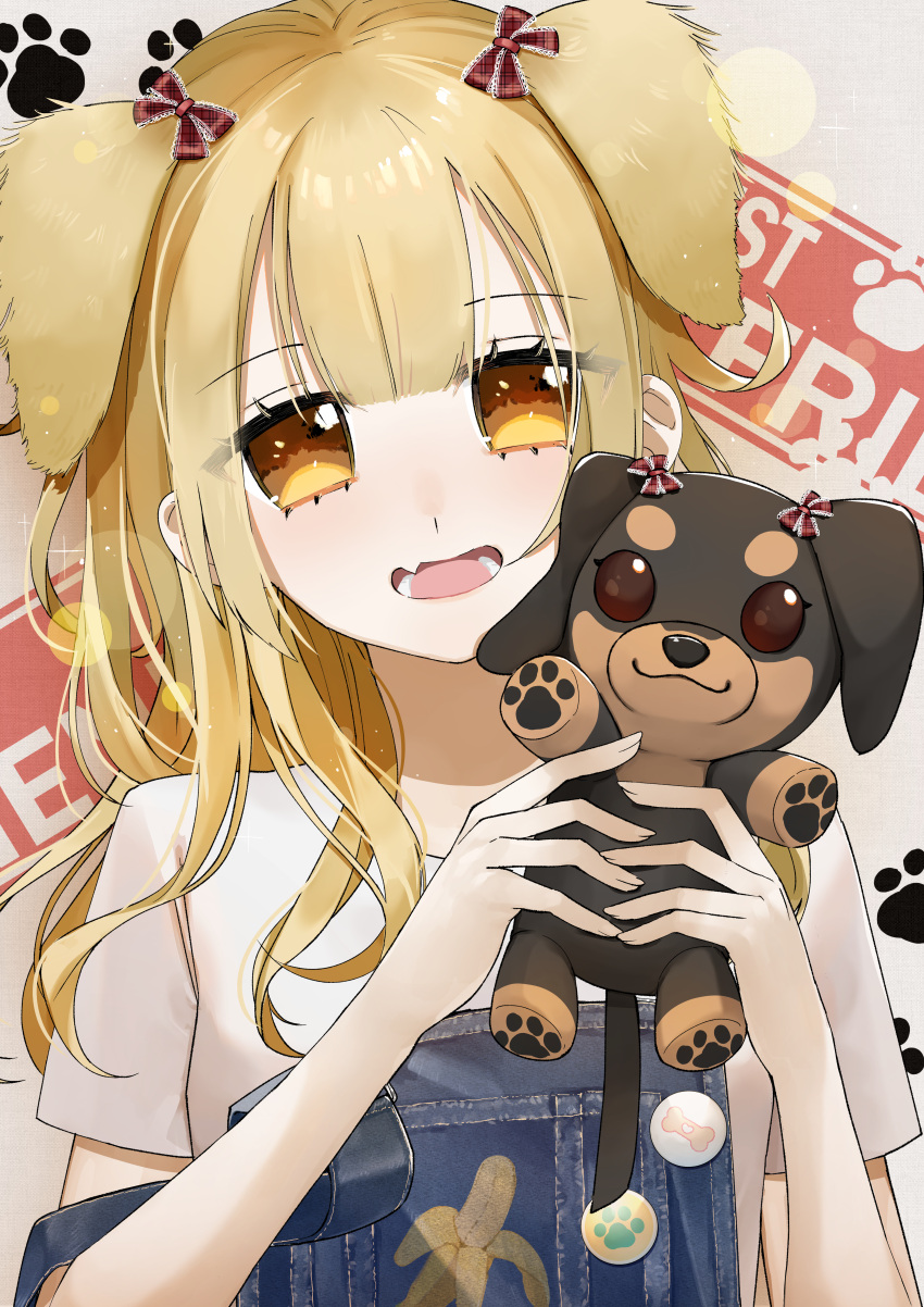 1girl absurdres animal_ears badge banana_print blonde_hair bow brown_eyes button_badge dog_ears dog_girl fang hair_bow highres holding holding_stuffed_toy long_hair looking_at_viewer noko_(meityoko73) open_mouth original overalls shirt short_sleeves skin_fang smile strap_slip stuffed_animal stuffed_dog stuffed_toy t-shirt upper_body