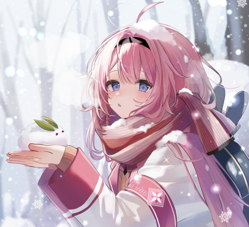 1girl :o ahoge black_hairband blue_eyes blush day forest from_side hair_between_eyes hairband highres jacket long_sleeves looking_at_viewer nature nijisanji open_hands open_mouth oumiomi outdoors own_hands_together pink_hair red_scarf scarf snow_on_head snowflakes snowing solo sparkle striped_clothes striped_scarf suo_sango tree upper_body virtual_youtuber white_jacket