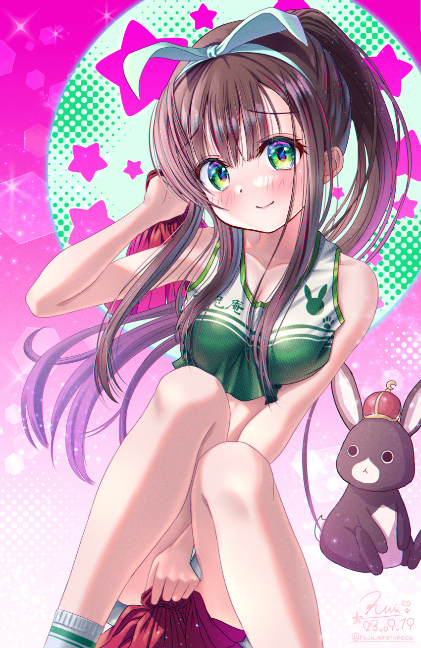 1girl 2023 alternate_costume alternate_hairstyle animal_print between_legs blunt_bangs blush breasts brown_hair cheerleader cleavage closed_mouth collarbone commentary_request dated eyelashes feet_out_of_frame floating_hair gochuumon_wa_usagi_desu_ka? green_eyes hair_ribbon hand_between_legs hand_up highres holding holding_pom_poms knees_together_feet_apart knees_up lens_flare long_hair looking_at_viewer medium_breasts pink_background pom_pom_(cheerleading) ponytail rabbit_print ribbon rouge_(my_rouge) sidelocks signature simple_background sitting smile solo sparkle sports_bra star_(symbol) straight_hair tareme twitter_username ujimatsu_chiya very_long_hair white_ribbon