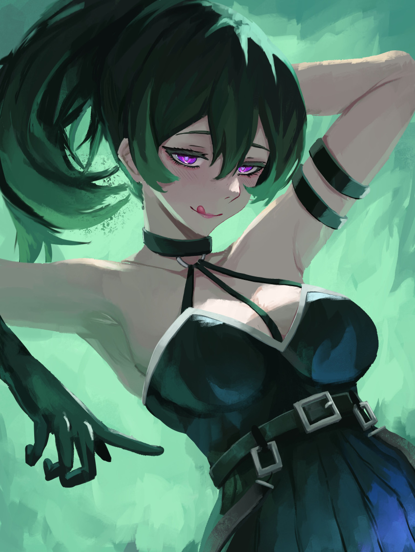 1girl absurdres arm_strap bare_shoulders black_choker black_dress black_gloves breasts choker dress gloves green_background green_hair hair_between_eyes highres large_breasts long_hair looking_at_viewer o-ring o-ring_choker purple_eyes side_ponytail smile solo sousou_no_frieren ubel_(sousou_no_frieren) yan_kodiac