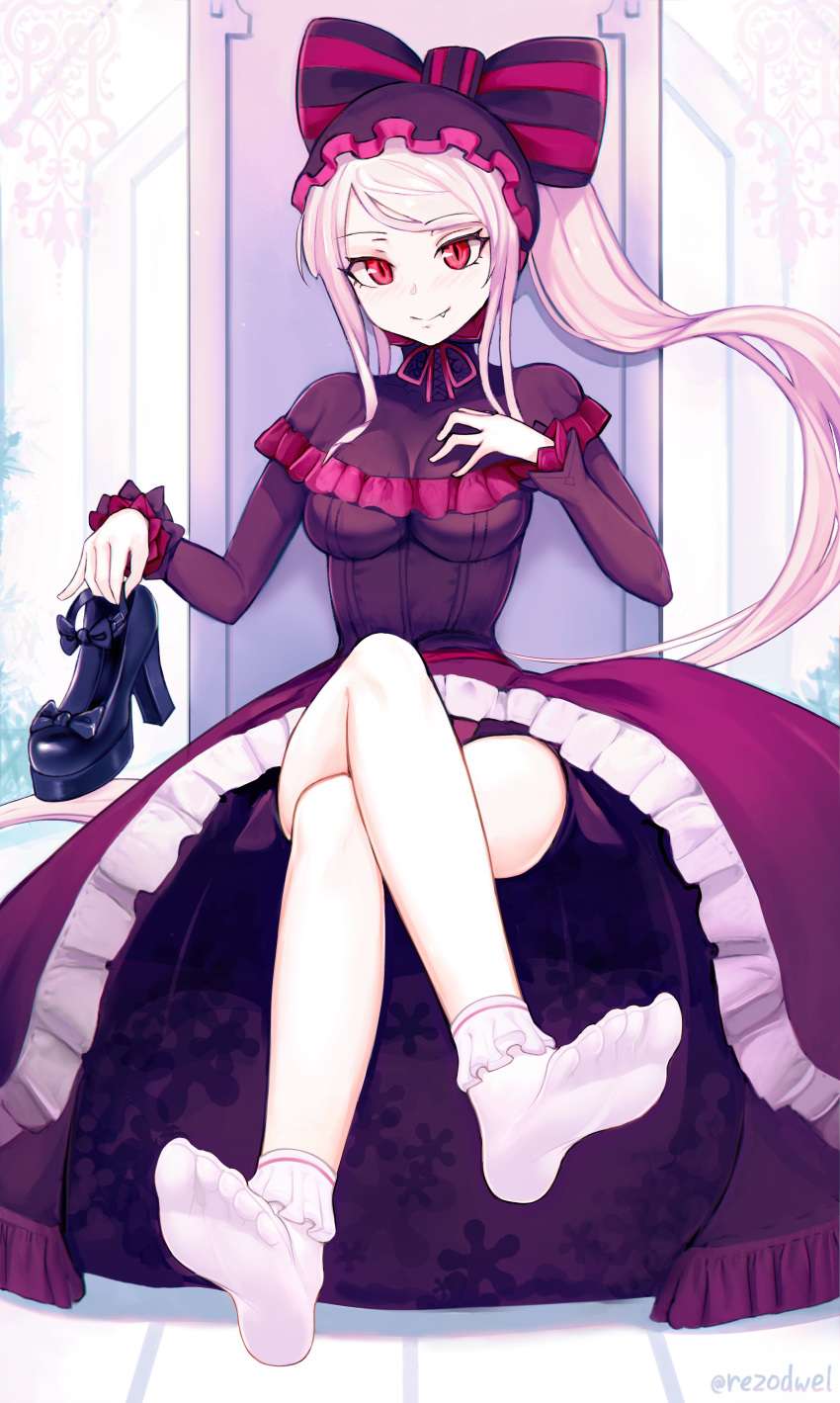 breast_hold dress feet gothic_lolita lolita_fashion overlord rezodwel shalltear_bloodfallen skirt_lift