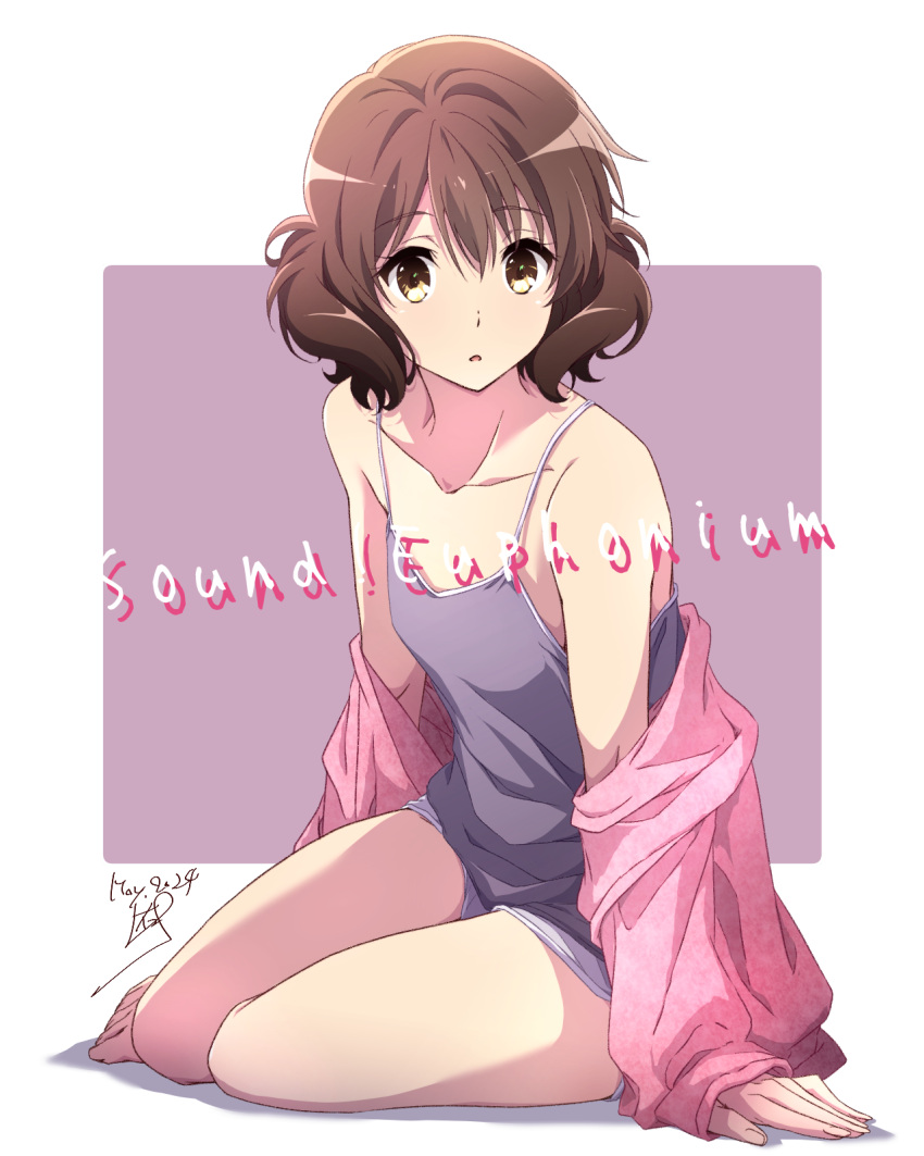 1girl :o barefoot breasts brown_eyes brown_hair collarbone commentary_request copyright_name dated hibike!_euphonium highres long_sleeves looking_at_viewer loungewear nii_manabu oumae_kumiko purple_background short_hair signature sitting small_breasts solo thighs toes two-tone_background white_background