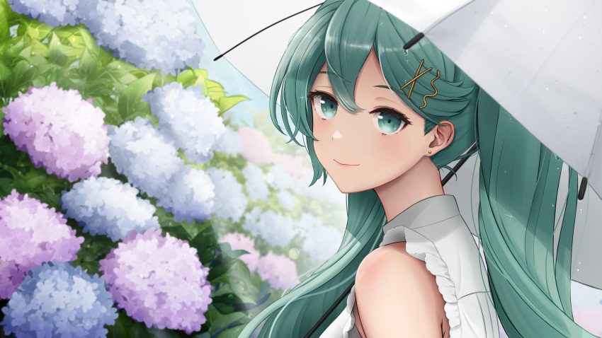 1girl absurdres after_rain aqua_eyes aqua_hair bare_shoulders blue_flower closed_mouth commentary_request day earrings eyelashes flower hair_between_eyes hair_ornament hairpin hatsune_miku highres hydrangea jewelry leaf light_blush long_hair looking_at_viewer ma_0_4 outdoors purple_flower shirt sleeveless sleeveless_shirt smile solo stud_earrings twintails umbrella vocaloid water_drop white_shirt white_umbrella