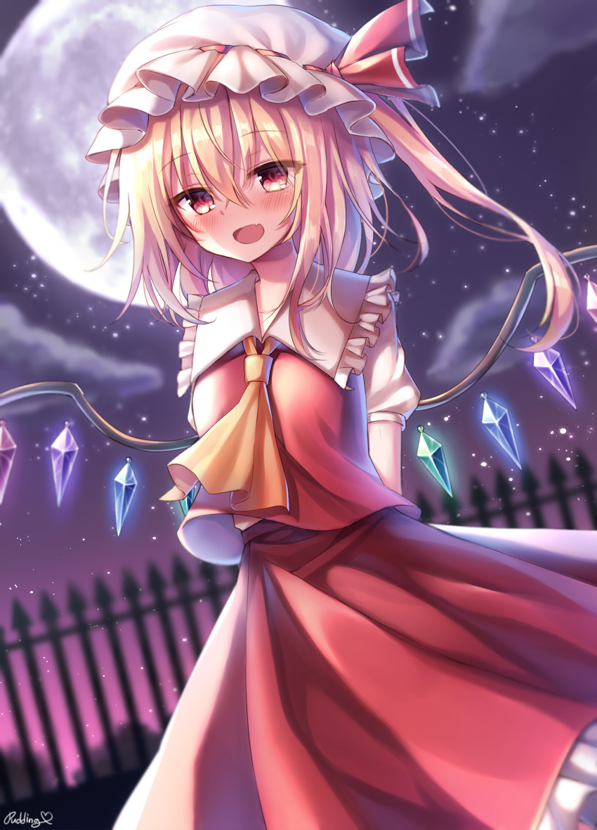 1girl arms_behind_back artist_name blonde_hair blush breasts cloud commentary cowboy_shot cravat dutch_angle eyebrows_visible_through_hair fang fence flandre_scarlet frilled_shirt_collar frills full_moon gradient_sky hair_between_eyes hat hat_ribbon highres ironwork looking_at_viewer mob_cap moon night night_sky open_mouth outdoors pudding_(skymint_028) puffy_short_sleeves puffy_sleeves red_eyes red_skirt red_vest ribbon shirt short_hair short_sleeves side_ponytail skin_fang skirt sky small_breasts solo standing star_(sky) starry_sky touhou vest white_headwear white_shirt wings yellow_neckwear